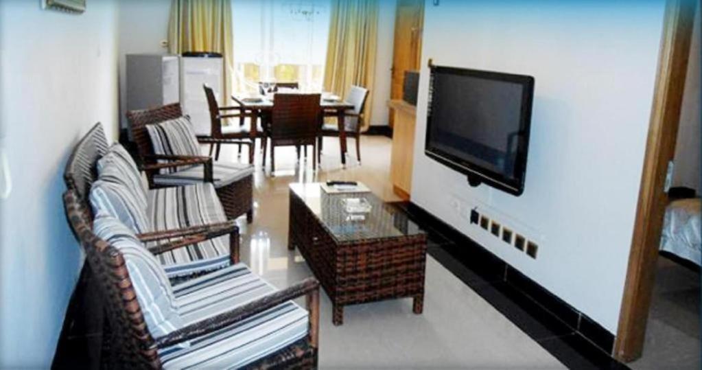 Pereybere Apartment With Breakfast And Private Balcony Pereybere Beach Esterno foto