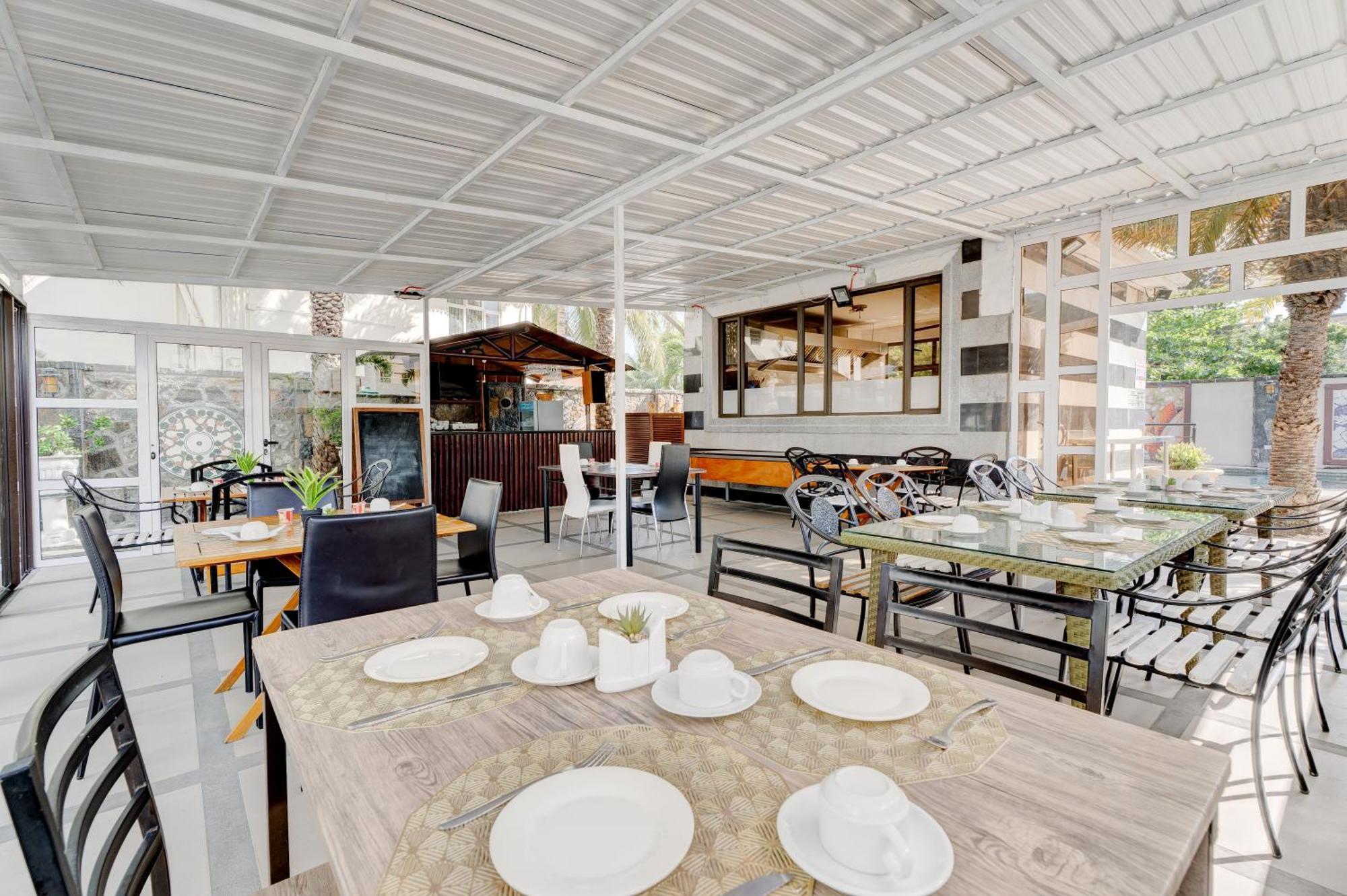 Pereybere Apartment With Breakfast And Private Balcony Pereybere Beach Esterno foto